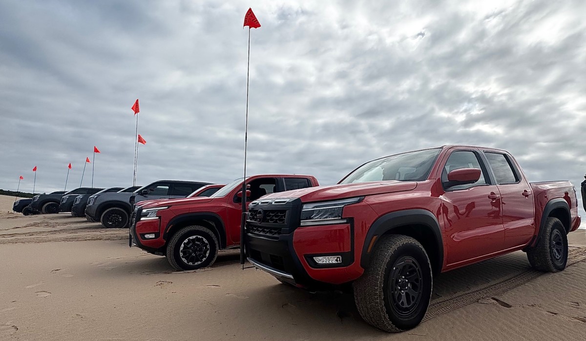 Nissan pro-4x: quando a areia encontra a potência