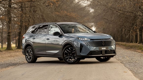 Peugeot 5008: Um SUV familiar com opções de motorização surpreendentes