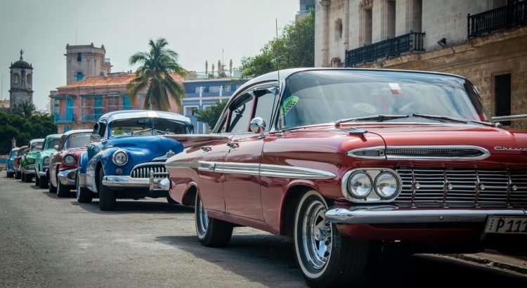 A escassez de gasolina em Cuba: um sistema de racionamento digital que fru…