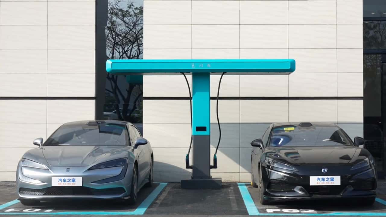 BYD acelera a recarga de EVs com estações Flash: um golpe de gênio industr…
