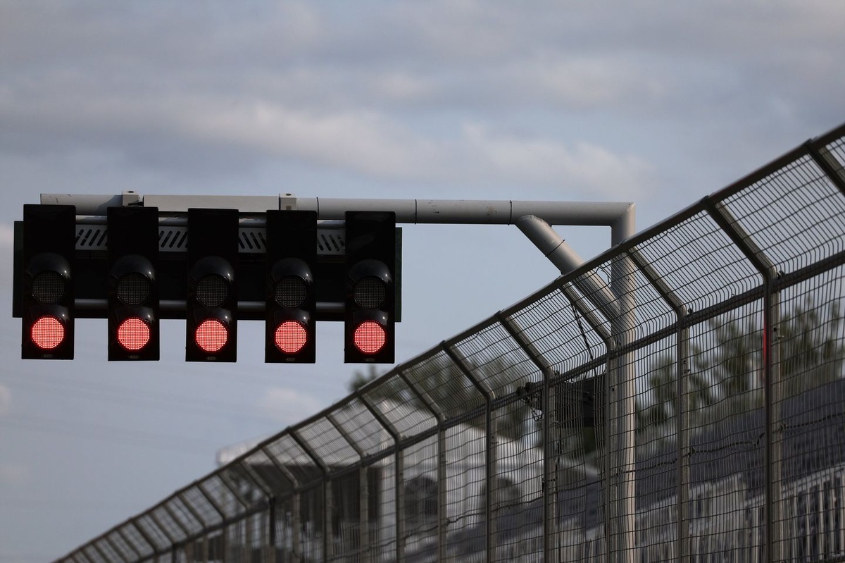 Quem controla a largada na F1? Mergulhando na sombra do grid de largada