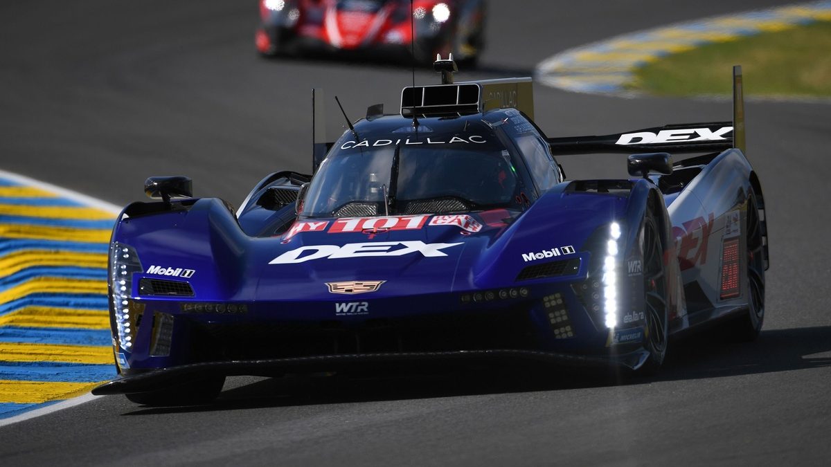 24 Horas de Le Mans: Cadillac surpreende, Toyota sofre com toque na pista