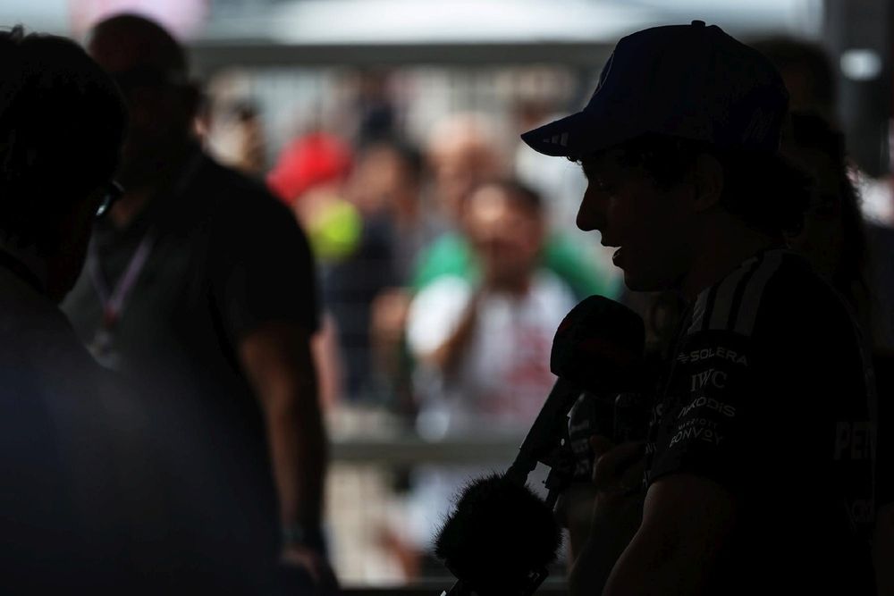 F1: Antonelli ignora 'guerra' com Russell e foca em manter liderança image 2