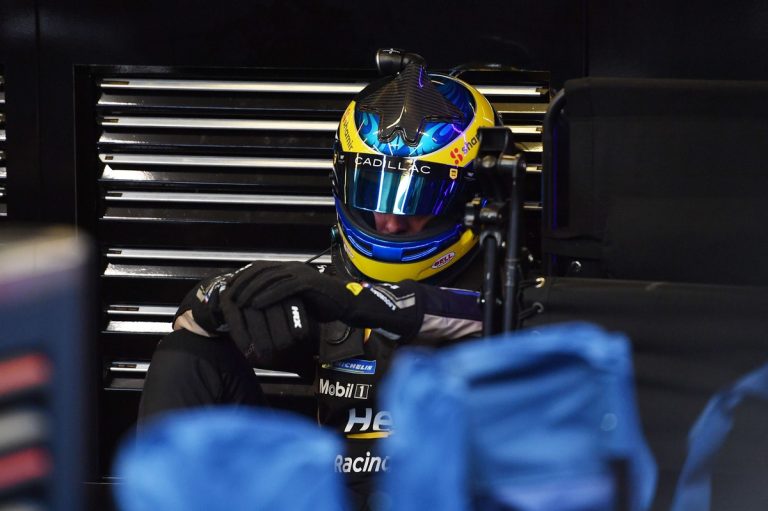 24 Horas de Le Mans: Problema mecânico frustra sonho de Bourdais e Cadillac