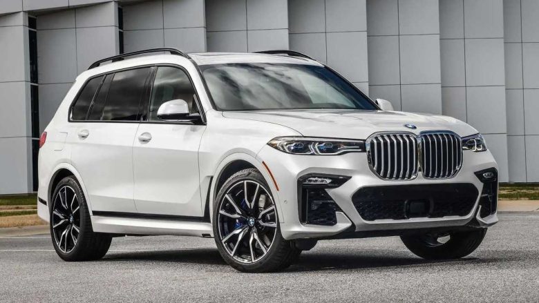 Rússia fora da lei: russos produzem BMWs “piratas” com peças antigas após saída da marca