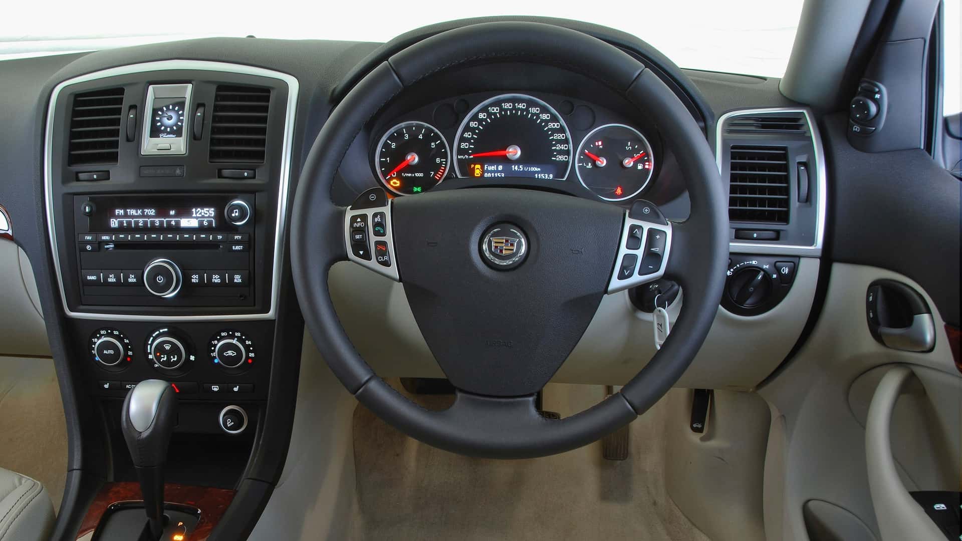 Cadillac Bls O Saab De Luxo Feito Para A Europa
